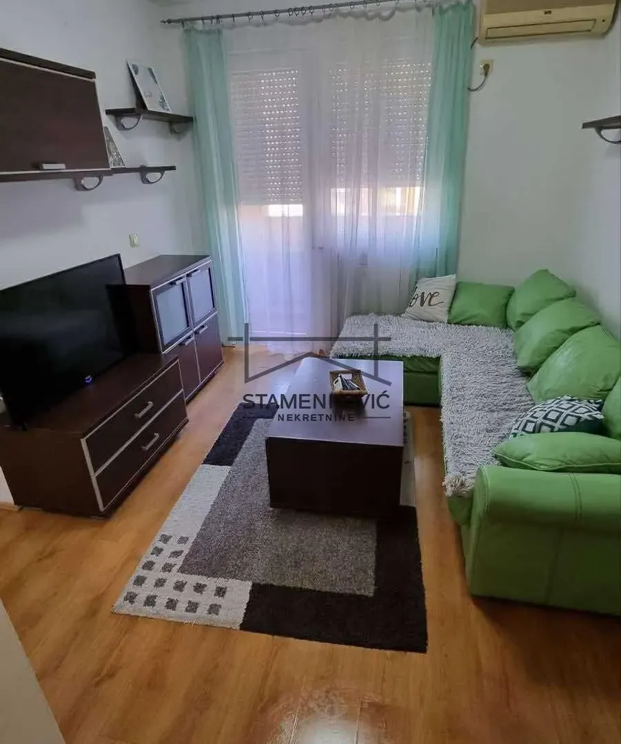 Izdavanje, jednosoban stan, 32m², Novi Sad Sve Podlokacije, Novi Sad