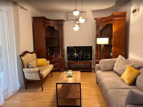 Rent, apartment, 100m², Tivat, Crna Gora - image 2