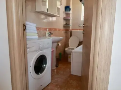 Izdavanje, stan, 70m², Dumidran, Tivat - image 5