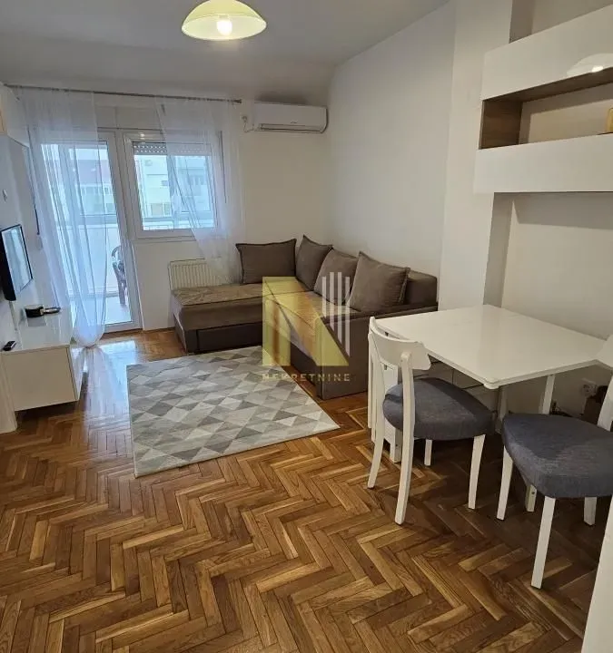 Sale, one bedroom apartment, 39m², Socijalno, Novi Sad Sve Podlokacije