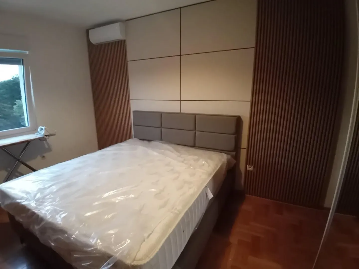 Prodaja, dvosoban stan, 76m², Centar, Nikšić