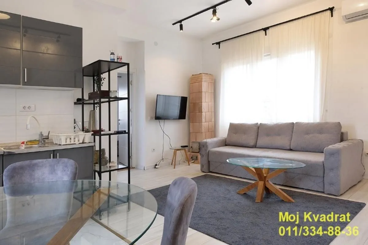 Prodaja, dvosoban stan, 44m², Skadarlija, Beograd