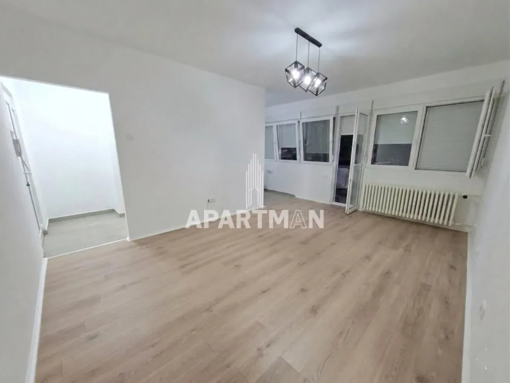 Prodaja, dvosoban stan, 48m², Stari Merkator, Novi Beograd Sve Podlokacije