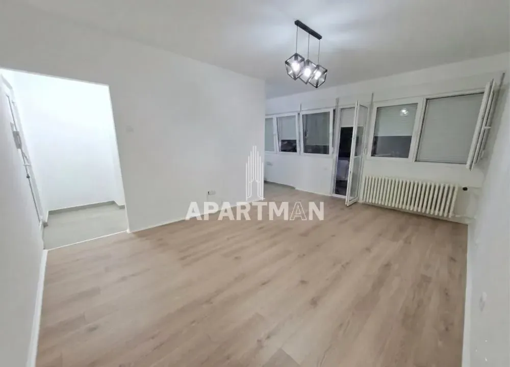 Sale, two bedroom apartment, 48m², Stari Merkator, Novi Beograd Sve Podlokacije