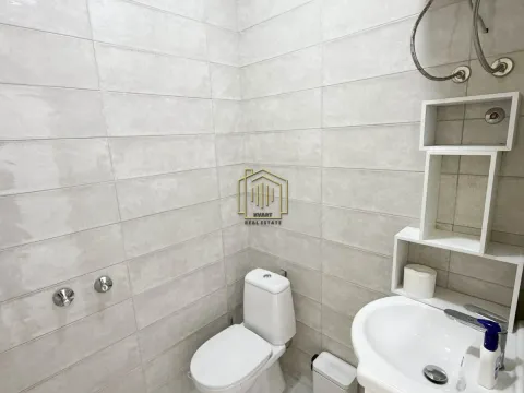 Izdavanje, poslovni prostor, 18m², Podgorica, Crna Gora - image 4
