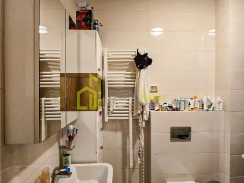 Prodaja, dvosoban stan, 71m², City Kvart, Podgorica - image 9