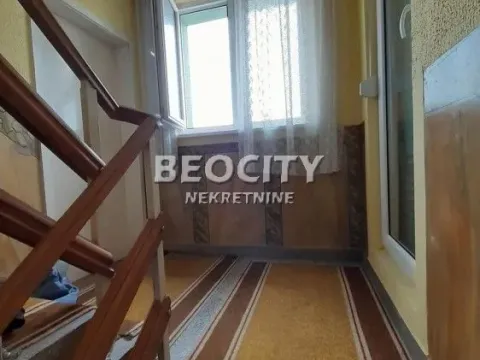 Sale, house, 200m², Salajka, Novi Sad Sve Podlokacije - image 8