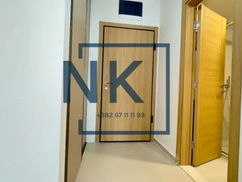 Izdavanje, jednosoban stan, 45m², City Kvart, Podgorica - image 12