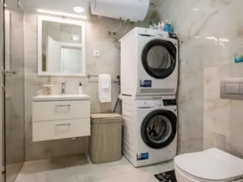 Prodaja, dvosoban stan, 63m², Tivat, Crna Gora - image 7