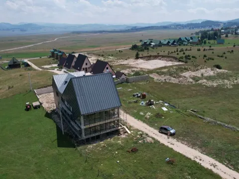 Prodaja, jednosoban stan, 33m², Žabljak, Crna Gora - image 18