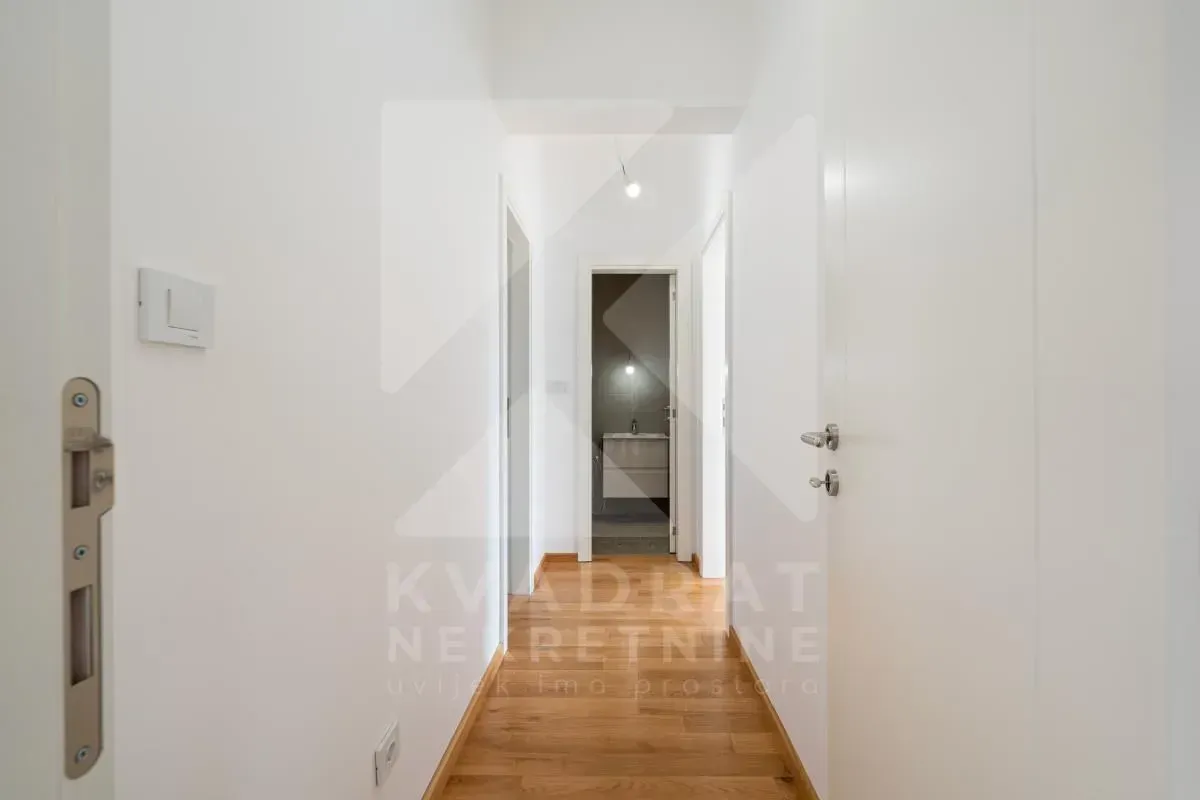 Sale, two bedroom apartment, 123m², Stari Aerodrom, Podgorica