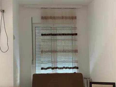 Rent, two bedroom apartment, 92m², Budva, Crna Gora - image 15