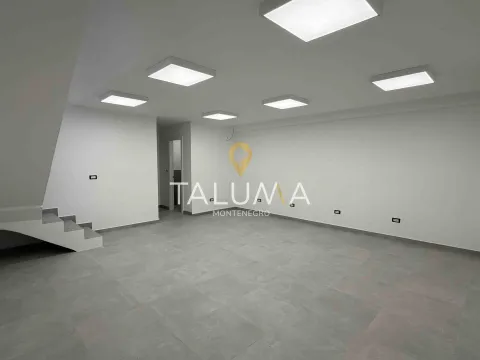 Rent, office space, 95m², City Kvart, Podgorica - image 2