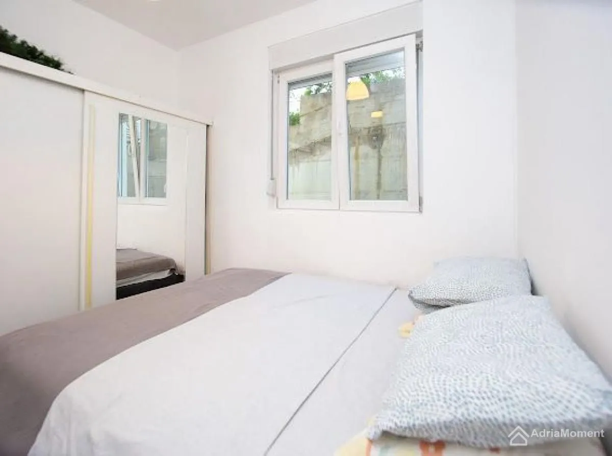 Prodaja, jednosoban stan, 29m², Kalimanj, Tivat