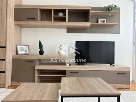 Rent, three bedroom apartment, 77m², Zemun Sve Podlokacije, Beograd - image 16