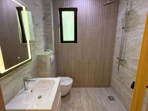 Prodaja, trosoban stan, 78m², Centar, Tivat - image 5