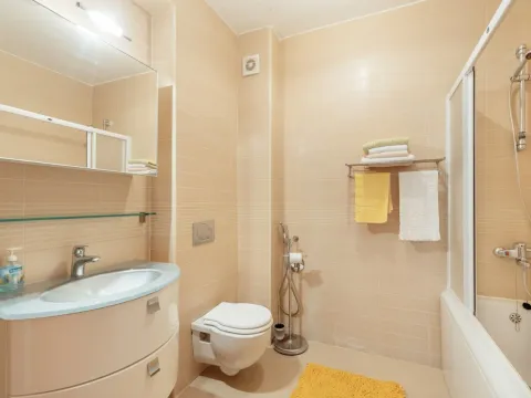 Sale, two bedroom apartment, 100m², Stoliv, Kotor - image 37