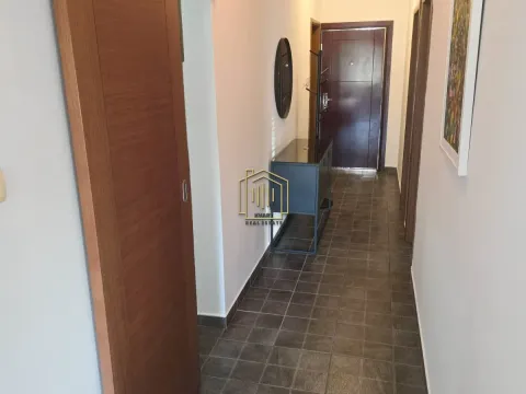 Izdavanje, dvosoban stan, 69m², Stari Aerodrom, Podgorica - image 12