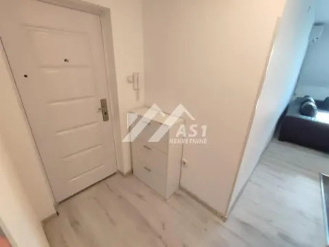 Izdavanje, jednosoban stan, 32m², Detelinara, Novi Sad Sve Podlokacije - image 3