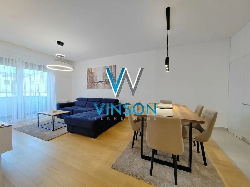 Izdavanje, dvosoban stan, 65m², Centar, Novi Sad