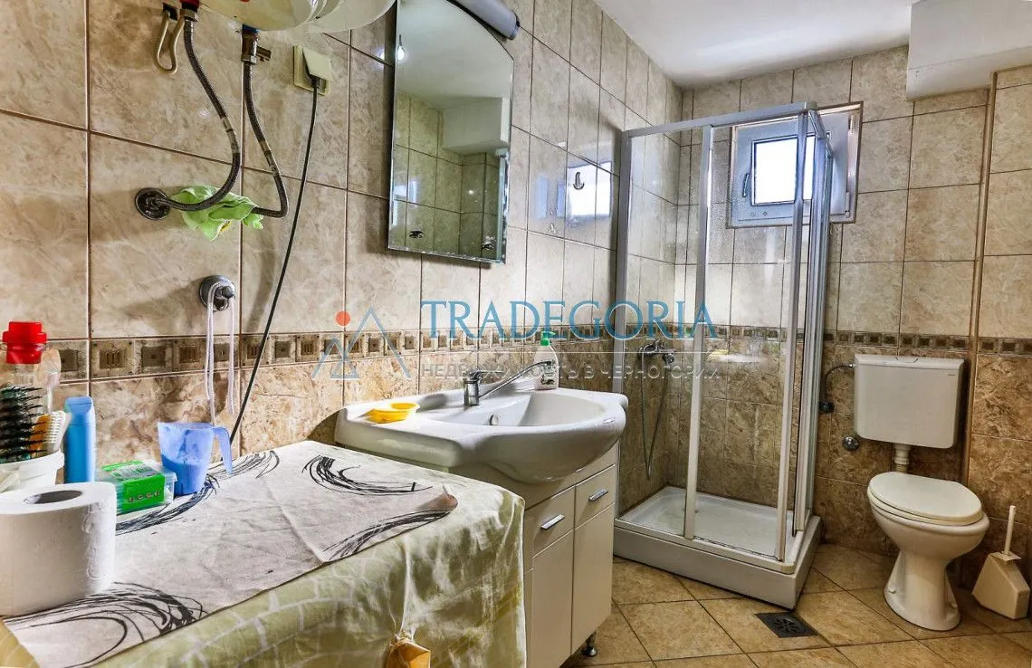 Prodaja, kuća, 420m², Bar, Crna Gora