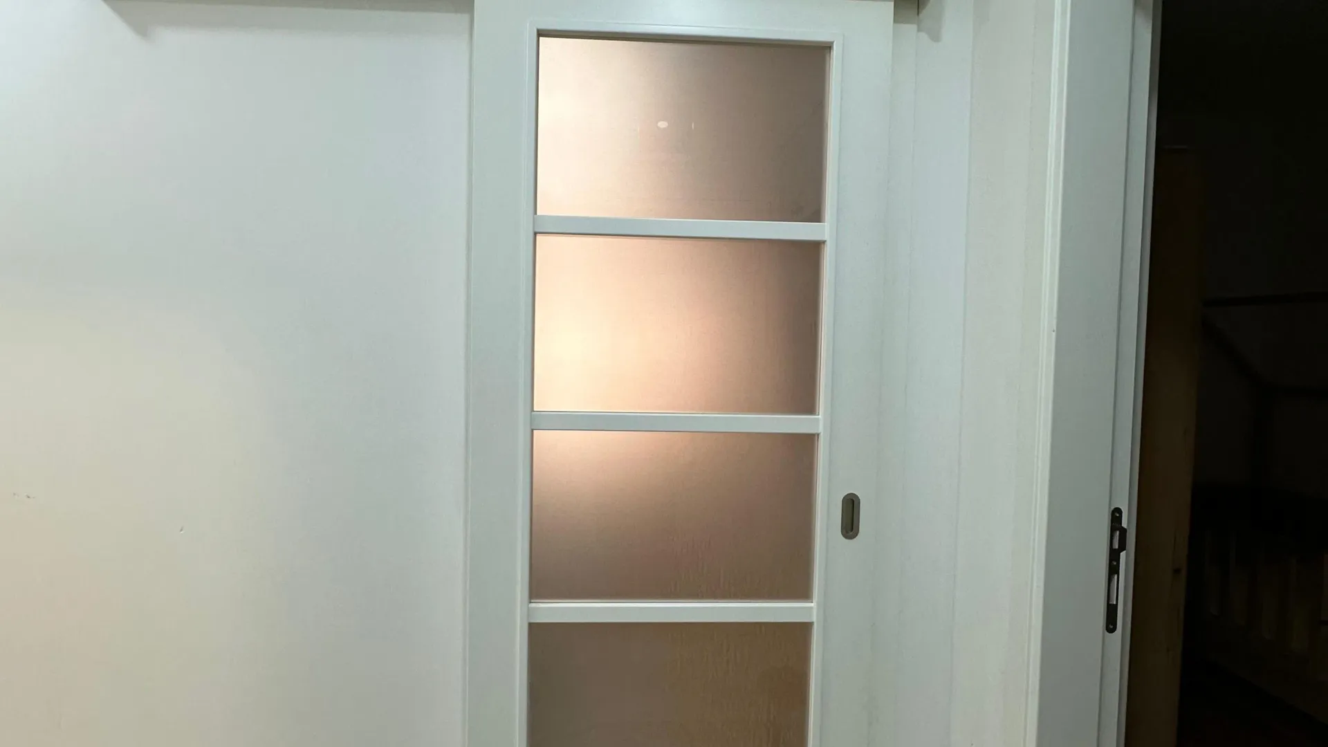 Izdavanje, dvosoban stan, 70m², Kalimanj, Tivat