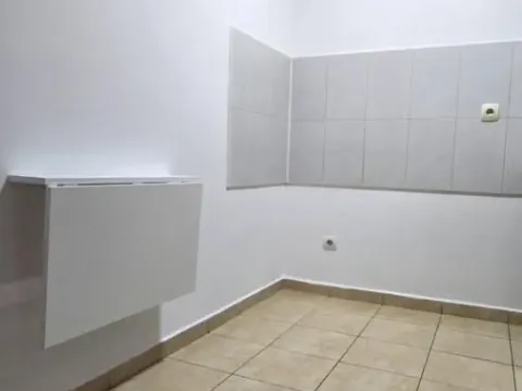 Izdavanje, jednosoban stan, 38m², Nova Detelinara, Novi Sad Sve Podlokacije - image 3