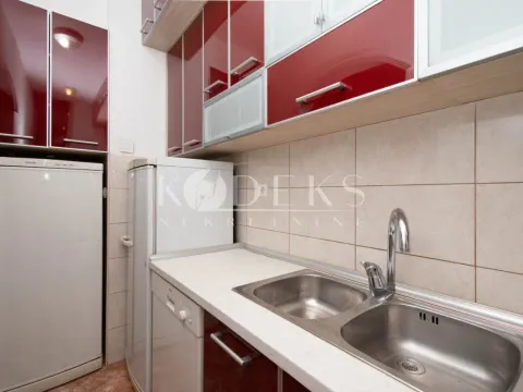 Rent, two bedroom apartment, 54m², Blok 9, Podgorica - image 4