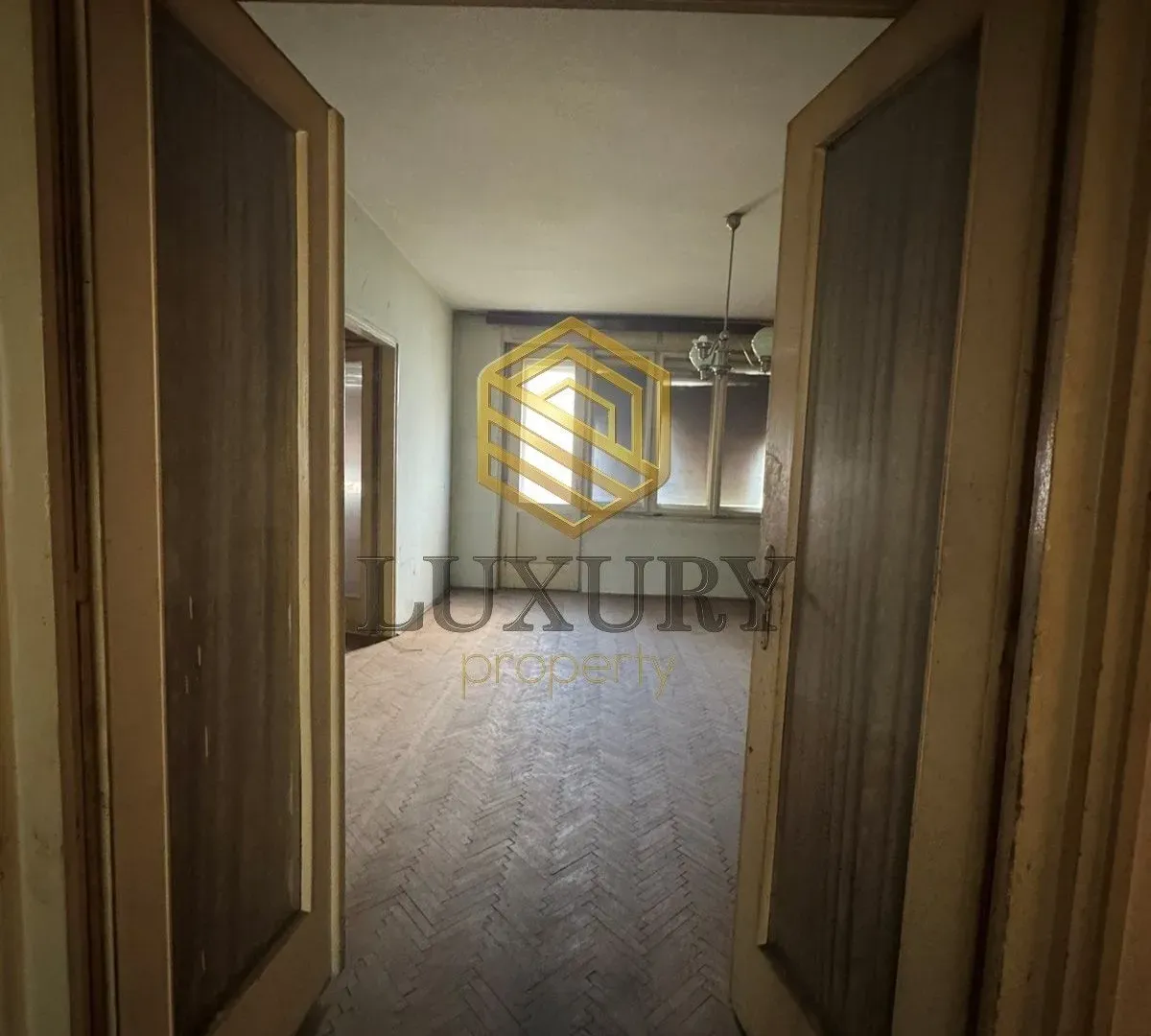 Prodaja, dvosoban stan, 85m², Centar, Podgorica