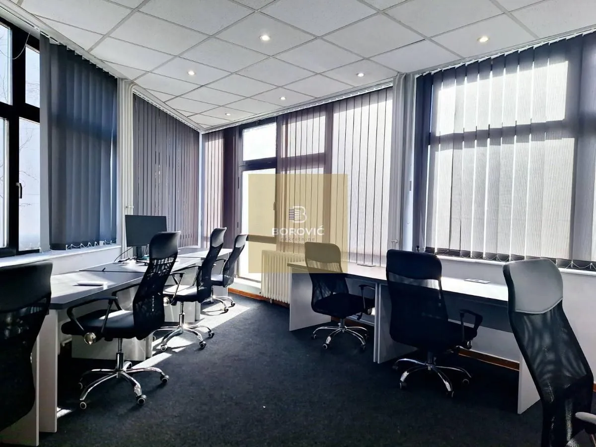 Rent, office space, 215m², Banovo Brdo, Beograd