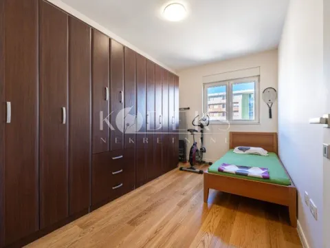 Prodaja, dvosoban stan, 68m², Central Point, Podgorica - image 16