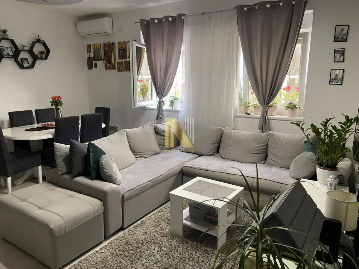 Prodaja, trosoban stan, 67m², Socijalno, Novi Sad Sve Podlokacije