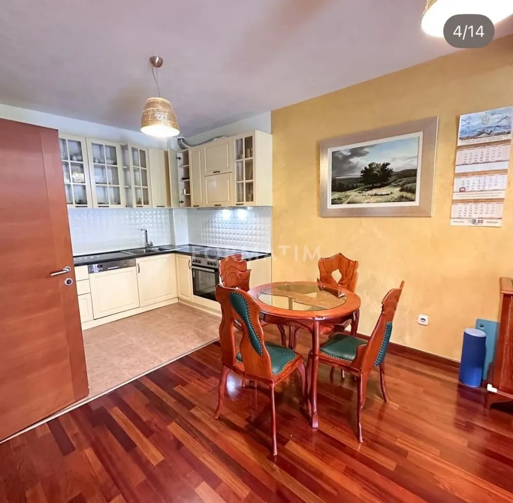 Prodaja, trosoban stan, 90m², Pod Goricom, Podgorica