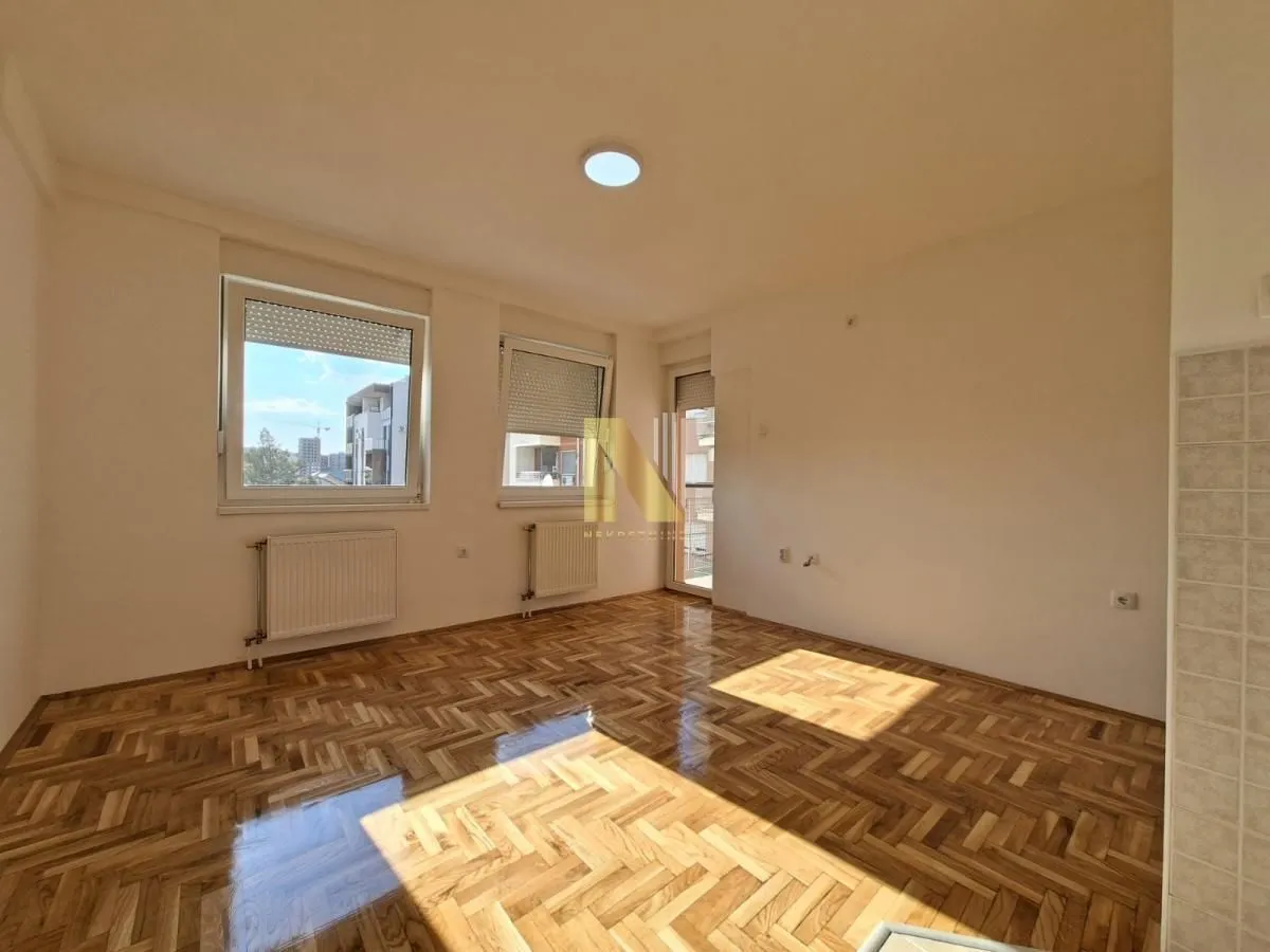 Sale, studio apartment, 26m², Bulevar patrijarha Pavla, Novi Sad Sve Podlokacije