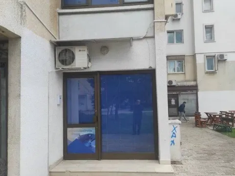 Prodaja, poslovni prostor, 18m², Centar, Bar - image 4