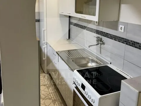 Izdavanje, dvosoban stan, 80m², Zelenika, Podgorica - image 9