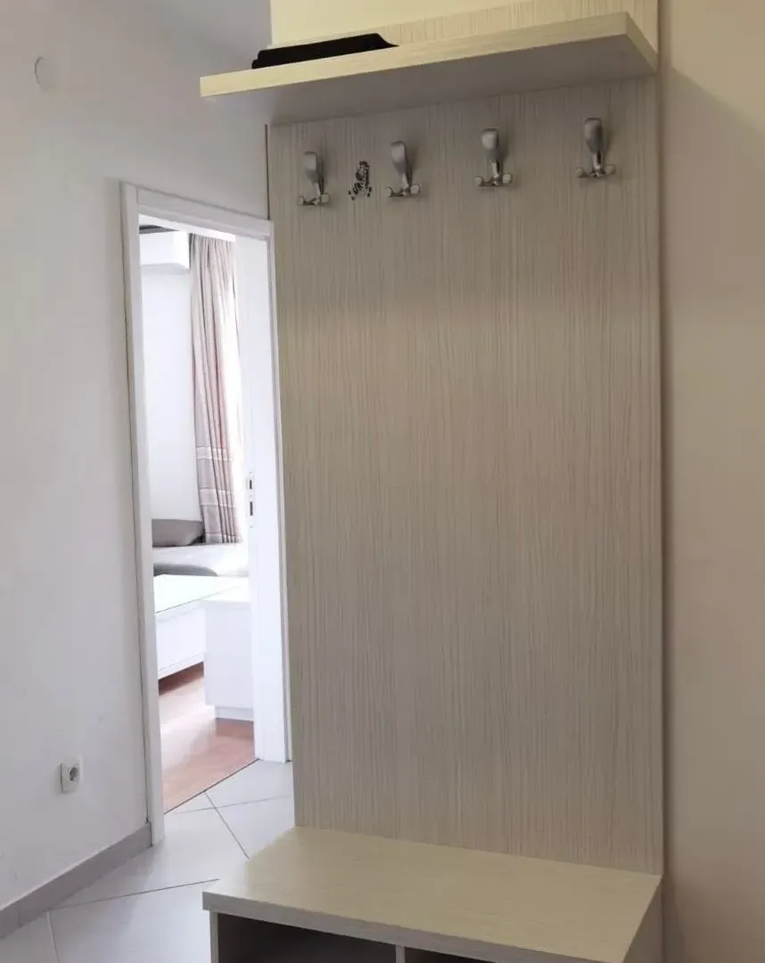 Izdavanje, dvosoban stan, 44m², Integralovo, Nikšić