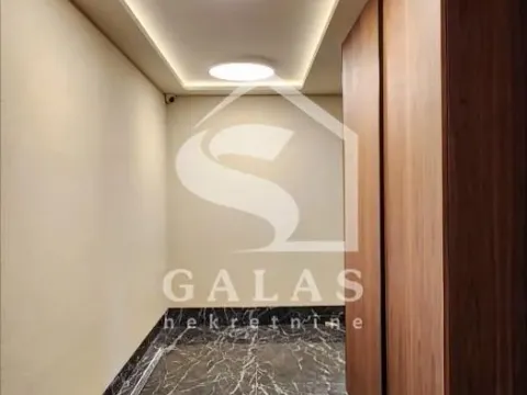 Sale, four bedroom apartment, 232m², Autokomanda, Voždovac Sve Podlokacije - image 12