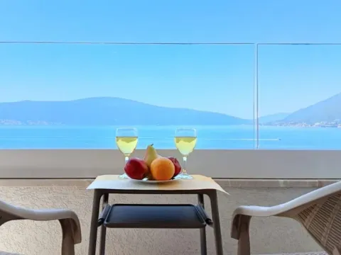 Rent, two bedroom apartment, 70m², Donja Lastva, Tivat - image 4