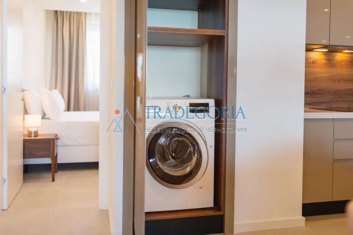 Prodaja, dvosoban stan, 110m², Rafailovići, Budva
