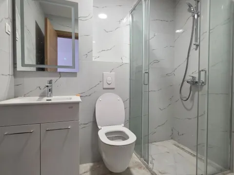 Sale, one bedroom apartment, 65m², Kamenovo, Budva - image 18