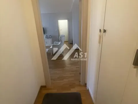 Izdavanje, dvosoban stan, 54m², Centar, Novi Sad - image 7