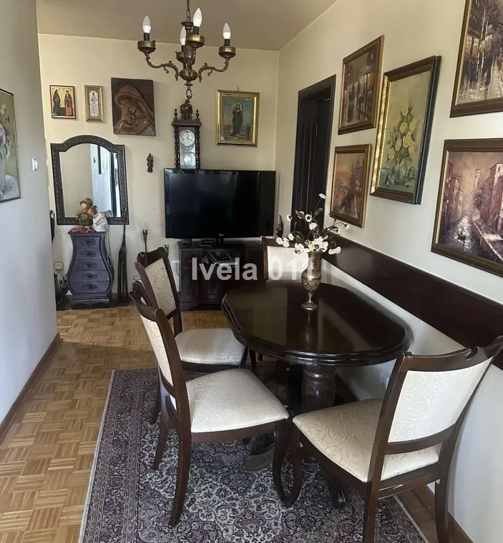 Izdavanje, dvosoban stan, 56m², Brace Jerković, Voždovac Sve Podlokacije