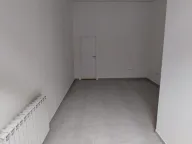 Izdavanje,  poslovni prostor, 25m2, Novi Sad