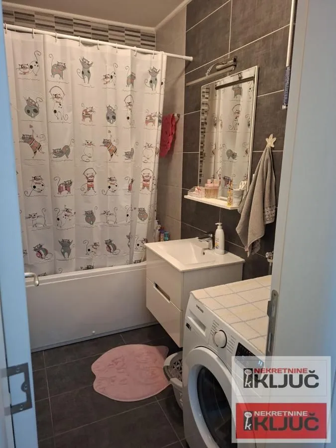 Prodaja, trosoban stan, 70m², Nova Detelinara, Novi Sad Sve Podlokacije