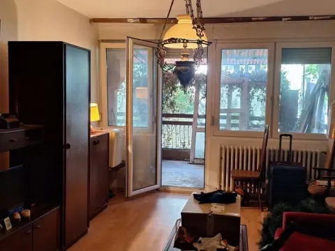 Sale, three bedroom apartment, 105m², Novi Beograd Blok 7, Novi Beograd Sve Podlokacije - image 3