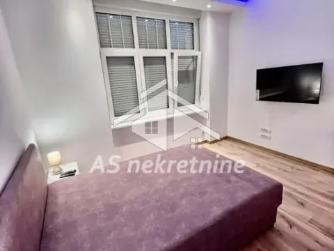 Rent, three bedroom apartment, 115m², Zeleni Venac, Beograd - image 19