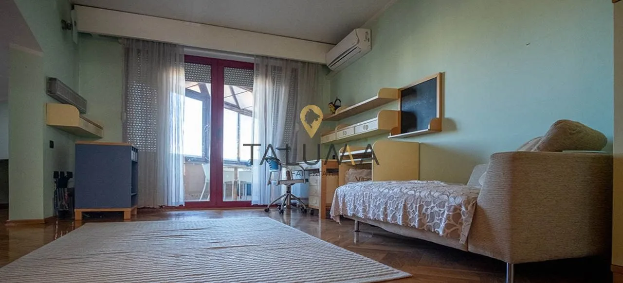 Prodaja, stan, 285m², Preko Morače, Podgorica