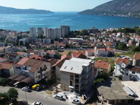 Prodaja, stan, 57m², Herceg Novi, Crna Gora - image 4