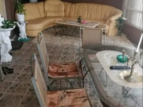 Prodaja, kuća, 420m², Ruma, Srbija - image 8